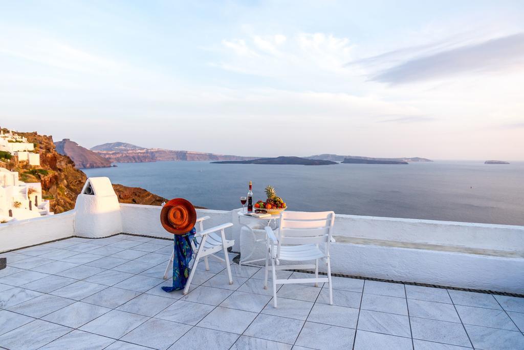 Thirea Studios Oia  Exterior photo